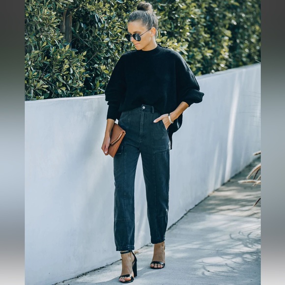 NEW VICI Pocketed Denim Cargo Pants - Picture 3 of 11